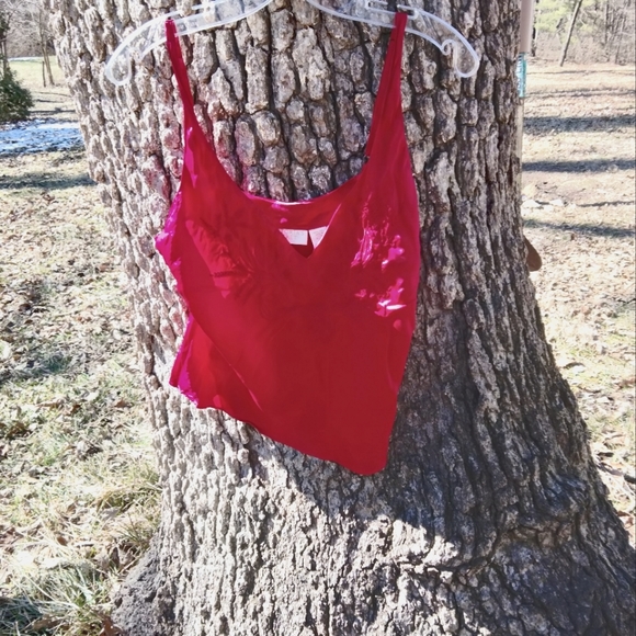 Victoria's Secret Tops - Vintage Victoria's Secret Cami in size L